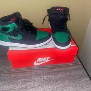 Air Jordan 1 Retro High “Pine Green 2.0”